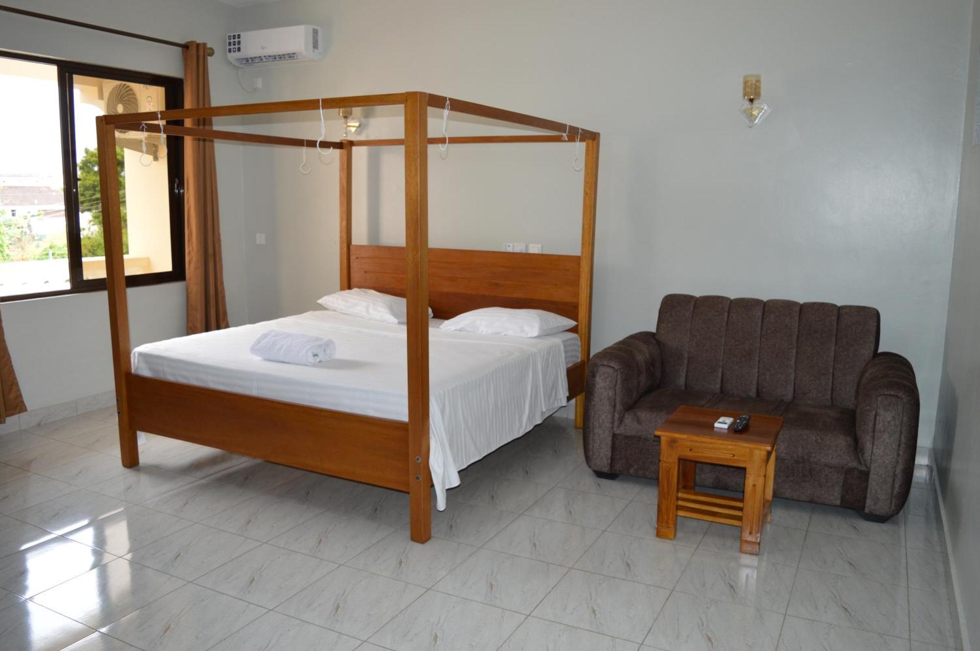 Hotel Tiffany Mombasa Exterior foto