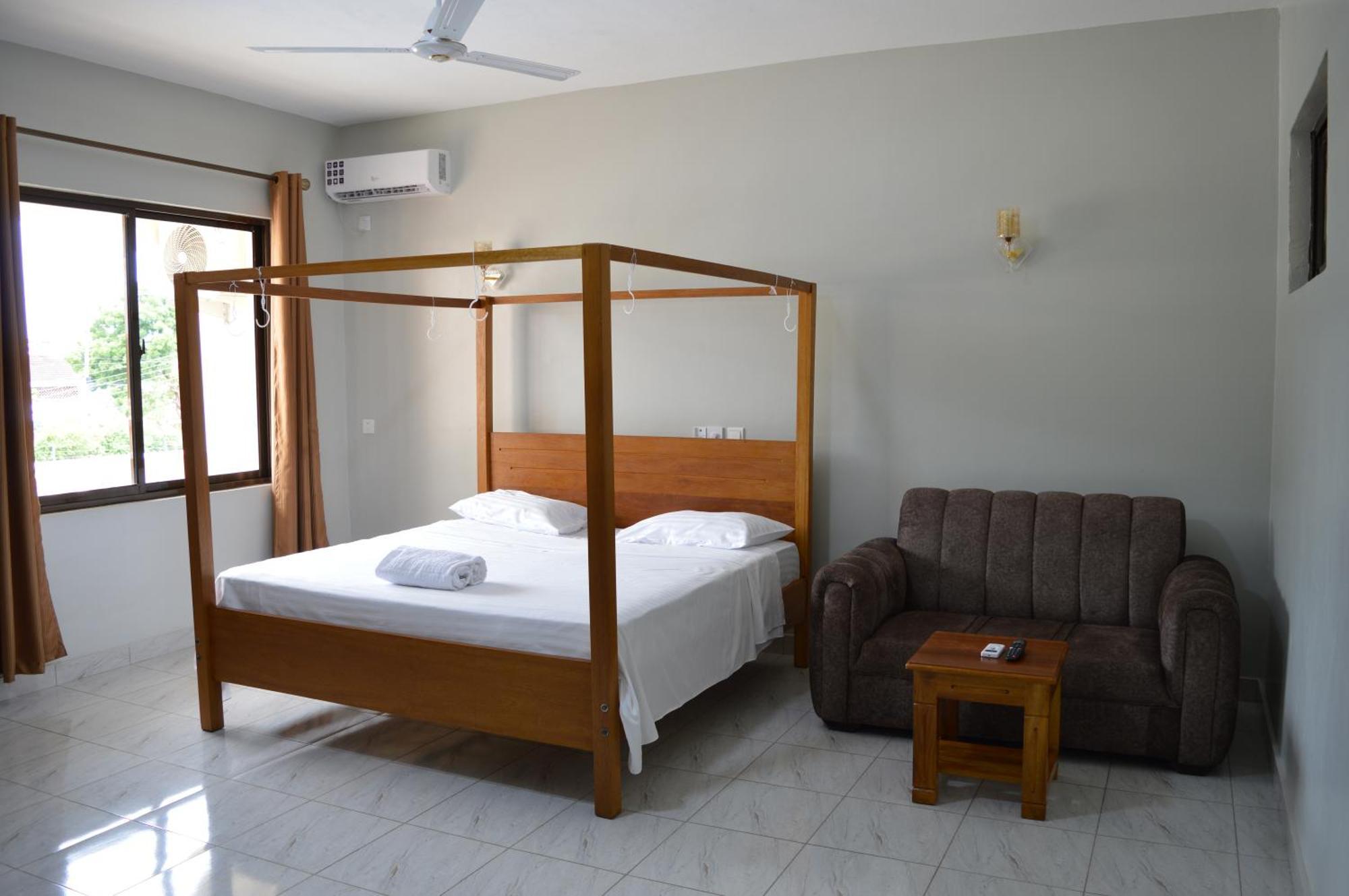 Hotel Tiffany Mombasa Exterior foto
