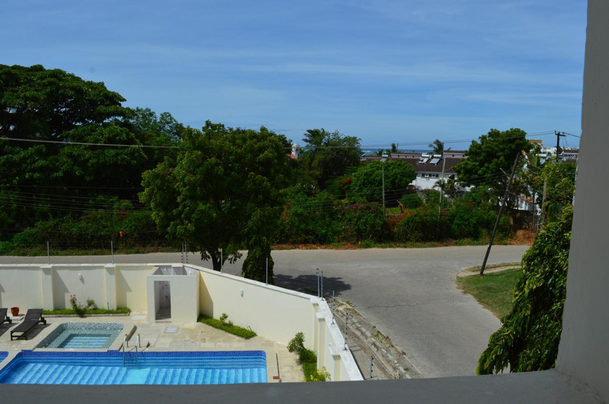 Hotel Tiffany Mombasa Exterior foto